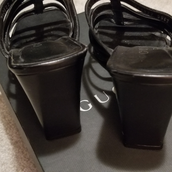 Gucci shoes - Picture 2 of 3